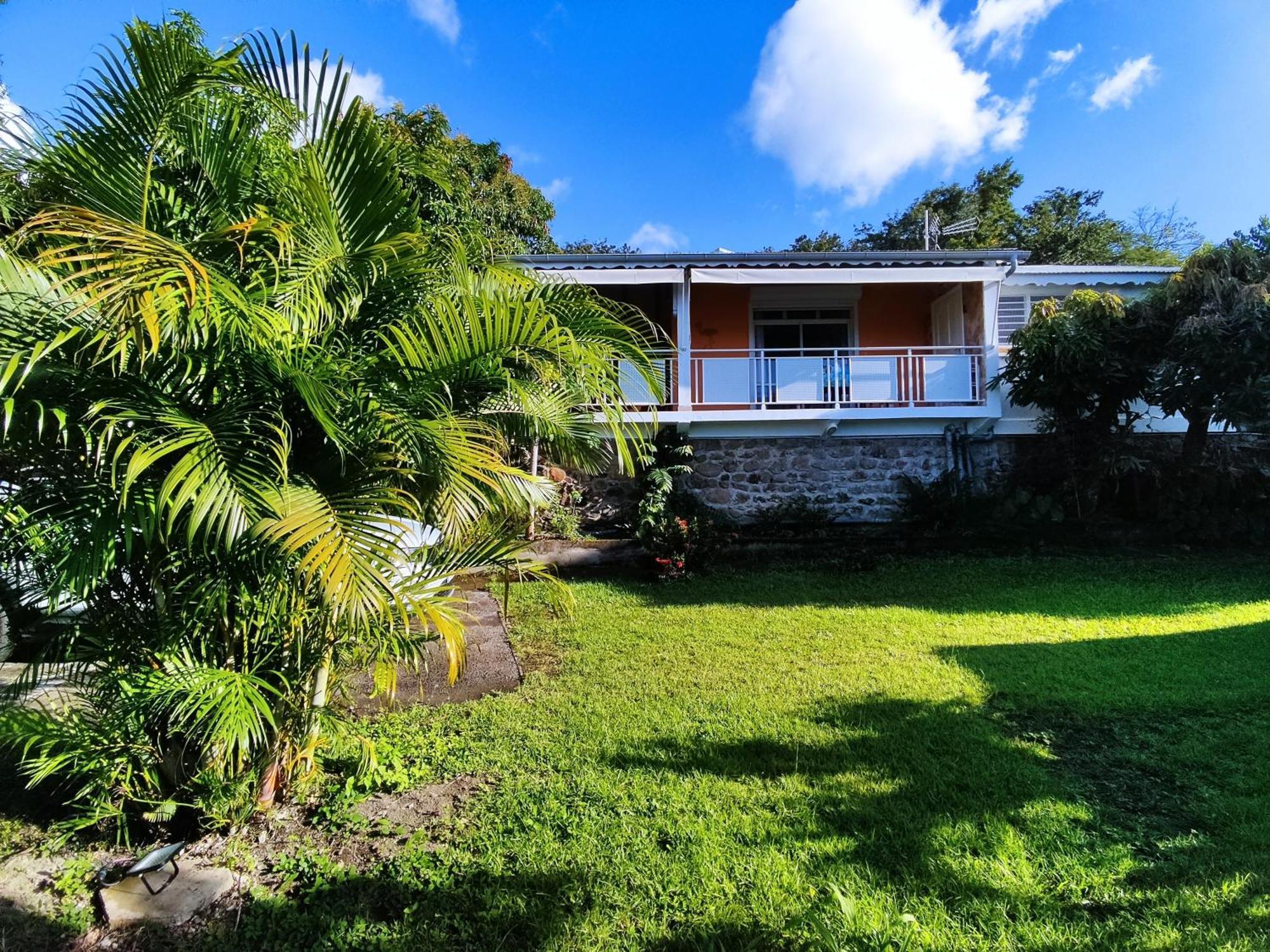 Bungalow With Sea View In Deshaies Bilik gambar